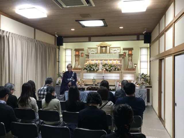 もみじ会館での第3回華の追悼会の様子2